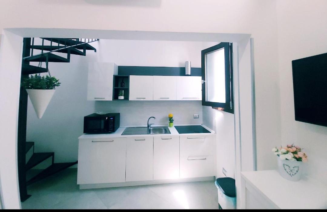 Apartament Dimora Asmara 11 15 Brindisi Zewnętrze zdjęcie